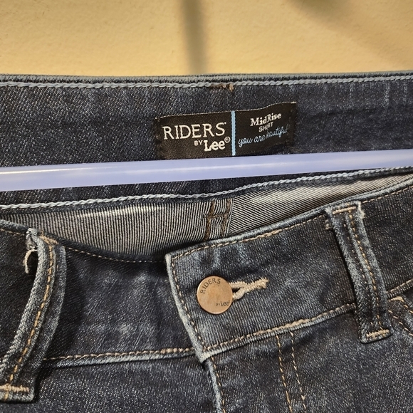 RIDERS by Lee midrise denim short size 12 M - Picture 7 of 8